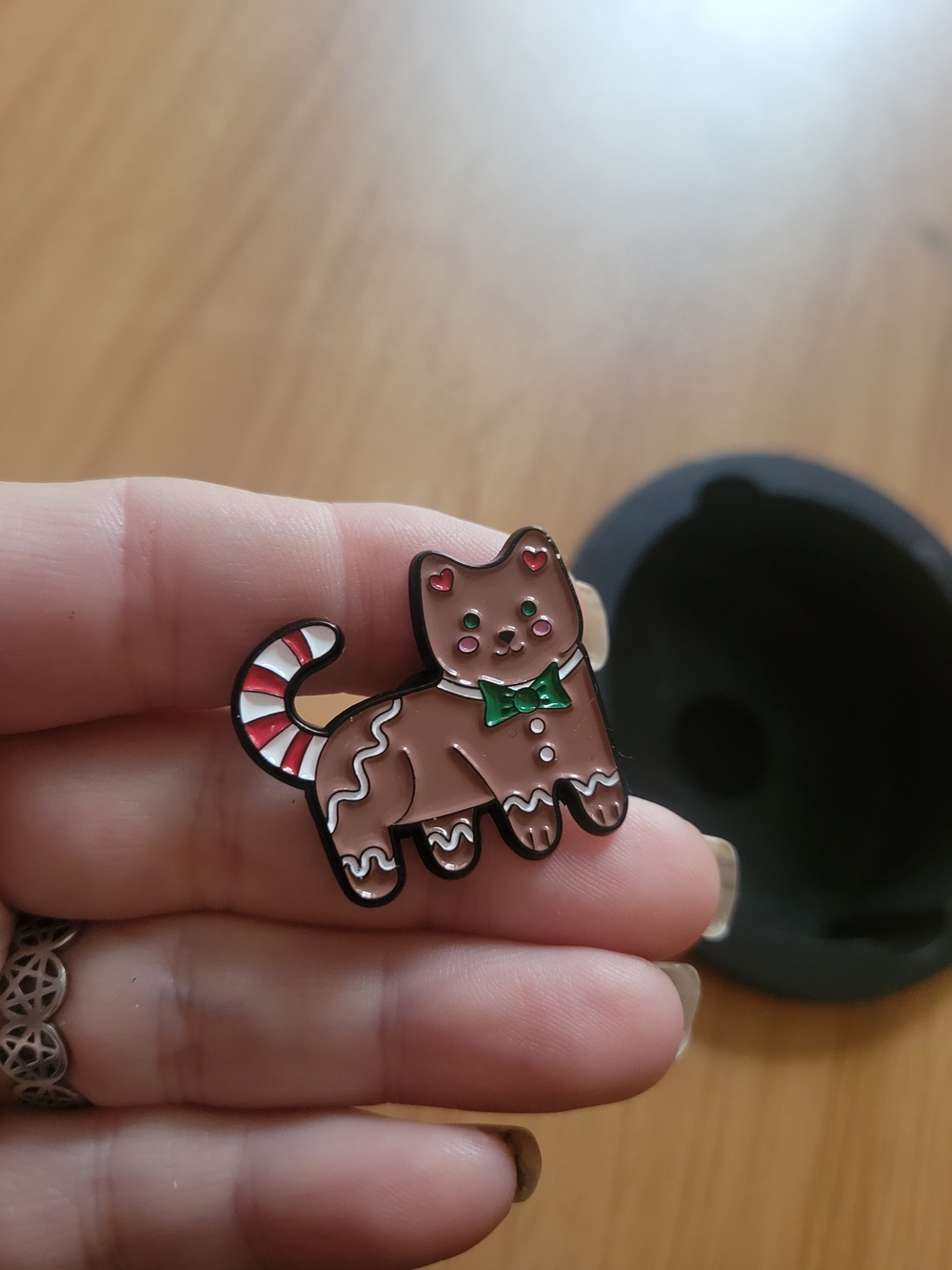 👻BUY 1 GET 1 FREE👻Brown Gingerbread Cat Brooch with Green Bow